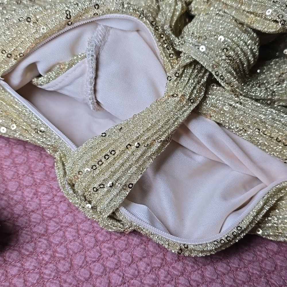 Chelsea & Violet Gold Short Puff Sleeve Sequin Embellished Jumper Medium - Picture 6 of 16